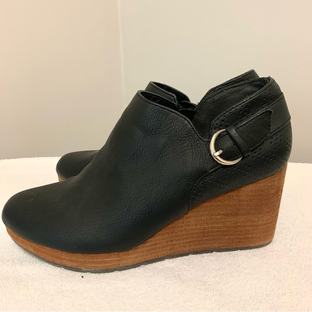 Dr Scholl’s Black Wedge Zip Ankle Shoe - Picture 10 of 10
